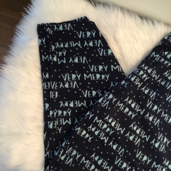 SO Very Merry pajama pant includes a matching bag XXL new - Picture 13 of 13